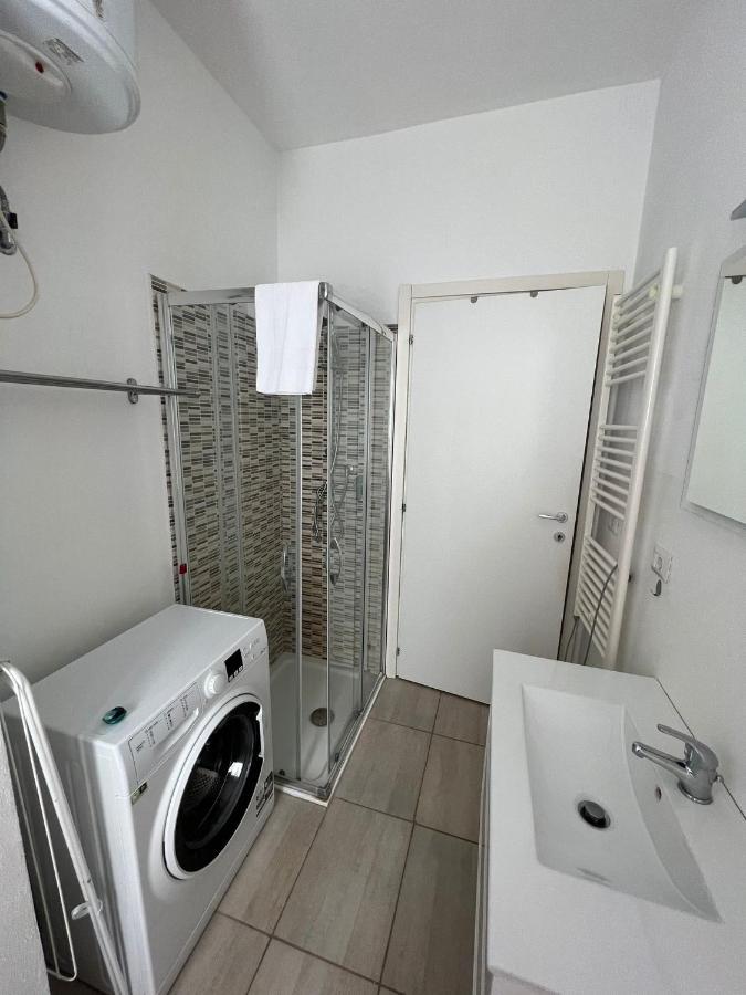 Apartment Via Treviso 6 ミラノ エクステリア 写真