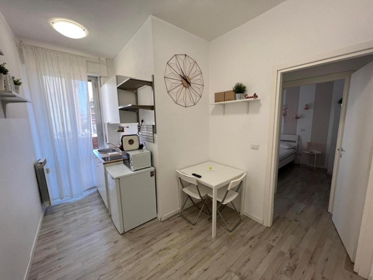 Apartment Via Treviso 6 ミラノ エクステリア 写真