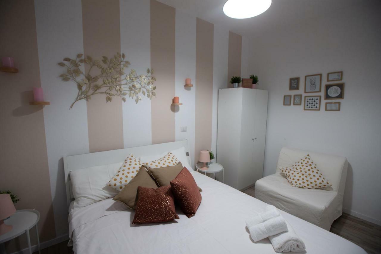 Apartment Via Treviso 6 ミラノ エクステリア 写真