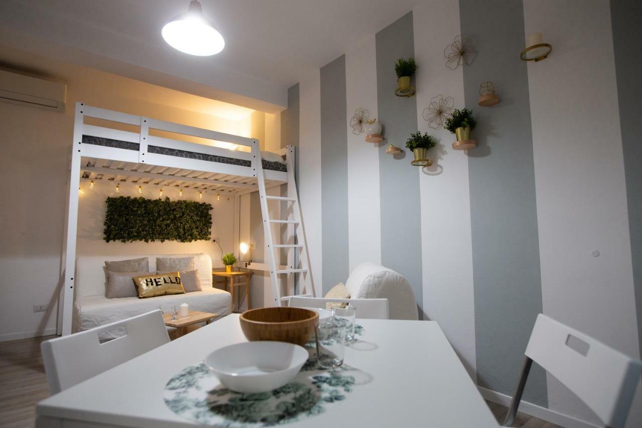 Apartment Via Treviso 6 ミラノ エクステリア 写真
