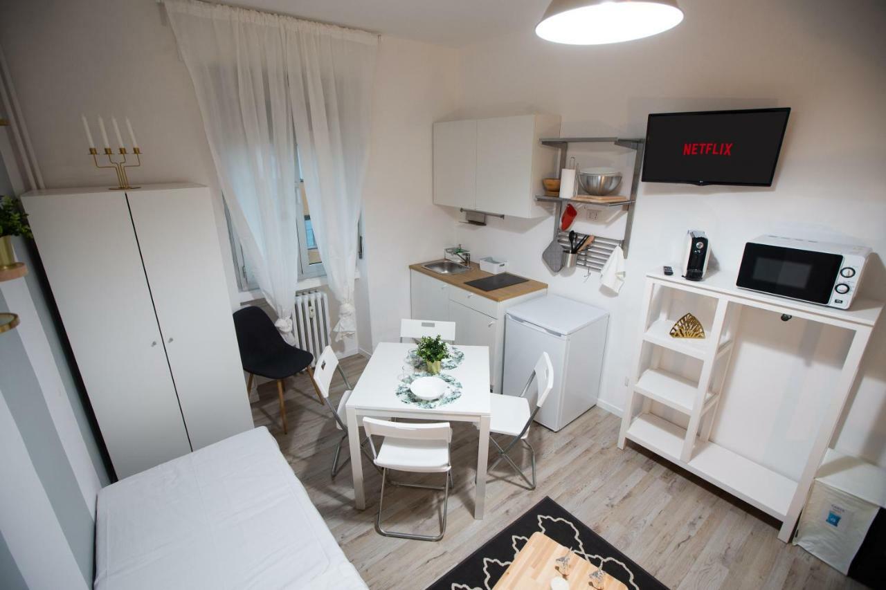 Apartment Via Treviso 6 ミラノ エクステリア 写真
